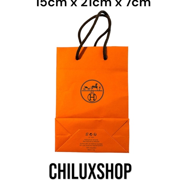 Authentic Hermes shopping bag - Picture 2 of 2